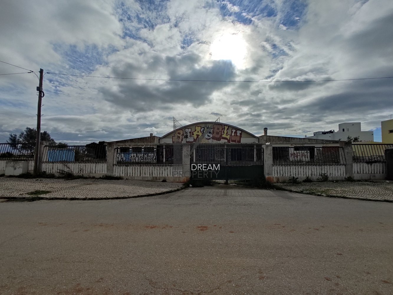 Terreno en Quelfes, Portugal 3485 m² No. 104813