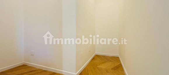 2 bedrooms Apartment in Milan, Italy No. 239617 11