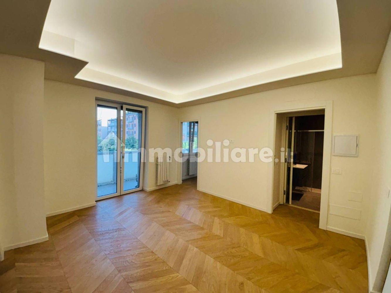 2 bedrooms Apartment in Milan, Italy No. 239617