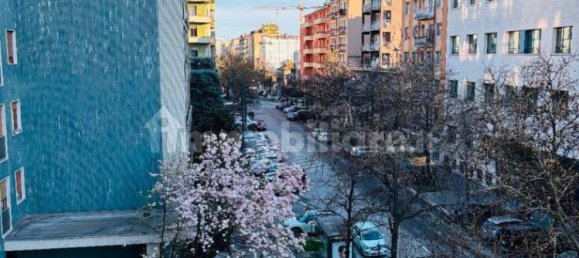 2 bedrooms Apartment in Milan, Italy No. 239617 39