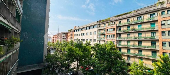 2 bedrooms Apartment in Milan, Italy No. 239617 8