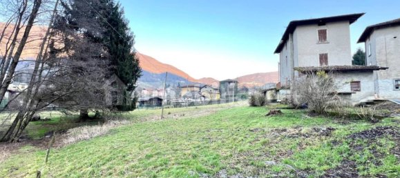 4 bedrooms House in Albino, Italy No. 162612 6