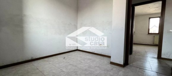 Casa de 4 dormitorios en Cumignano sul Naviglio, Italy No. 361958 13