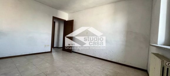 Casa de 4 dormitorios en Cumignano sul Naviglio, Italy No. 361958 8