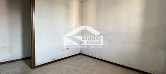 Casa de 4 dormitorios en Cumignano sul Naviglio, Italy No. 361958 2