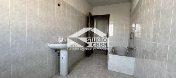 Casa de 4 dormitorios en Cumignano sul Naviglio, Italy No. 361958 21