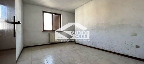 Casa de 4 dormitorios en Cumignano sul Naviglio, Italy No. 361958 4