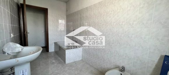 Casa de 4 dormitorios en Cumignano sul Naviglio, Italy No. 361958 19