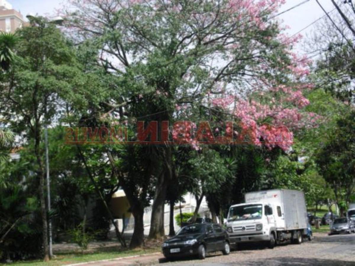 Casa de 4 dormitorios en Sao Paulo, Brazil No. 559170