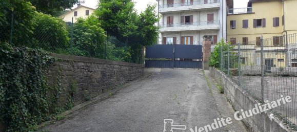 5 rooms Apartment in Carpineti, Italy No. 95077 6