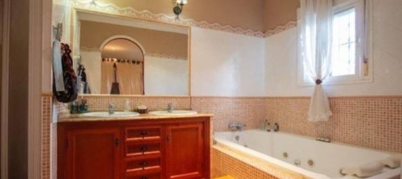 5 bedrooms House in Cadiz, Spain No. 145735 12