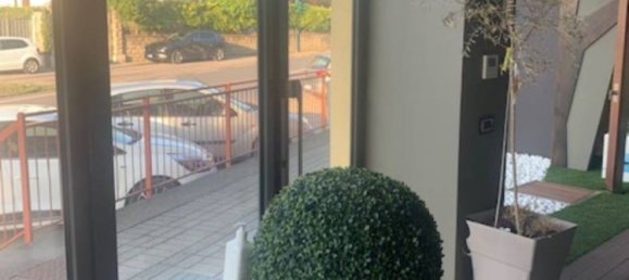 3غرفة عقار تجاري في Sansepolcro, Italy رقم 282699 14