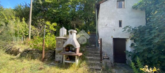 2 bedrooms House in Terenzo, Italy No. 54388 3