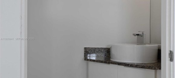 Duplex T3 em Miami, EUA N.º 615128 2