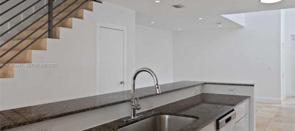 Duplex T3 em Miami, EUA N.º 615128 23