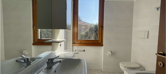 5-salle Villa à Como, Italy No. 5255 17