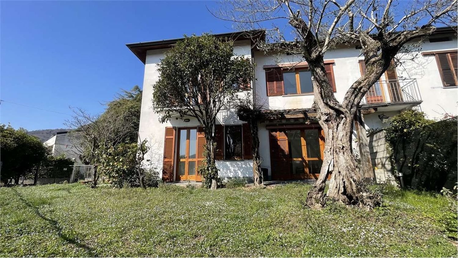 5-salle Villa à Como, Italy No. 5255