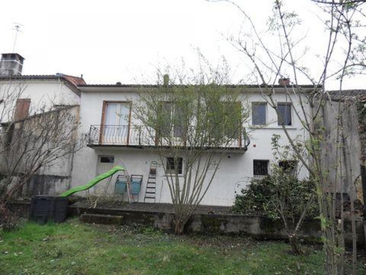 3 bedrooms House in Mussidan, France No. 9146
