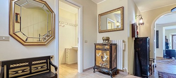 7 Schlafzimmer Haus in Montalto delle Marche, Italy, Nr. 312453 4