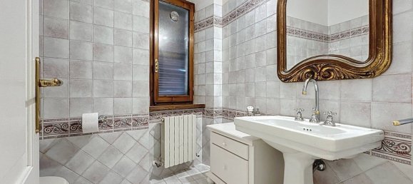 7 Schlafzimmer Haus in Montalto delle Marche, Italy, Nr. 312453 45