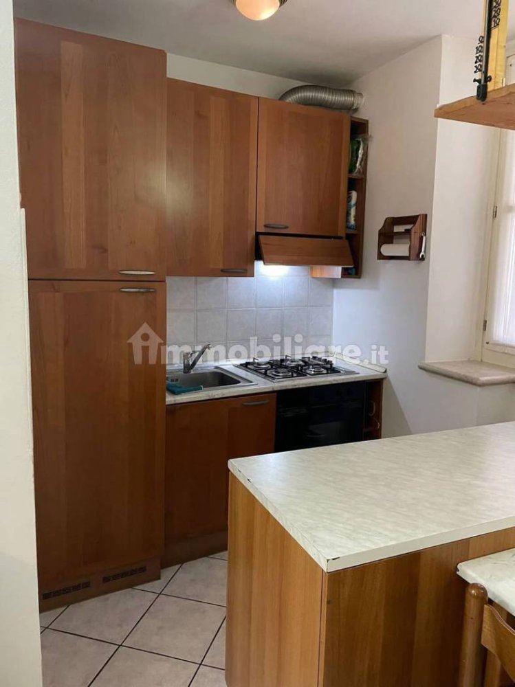 4 غرف نوم شقة في Mezzolombardo, Italy رقم 323849