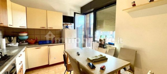 3 Schlafzimmer Haus in Brescia, Italy, Nr. 380355 6