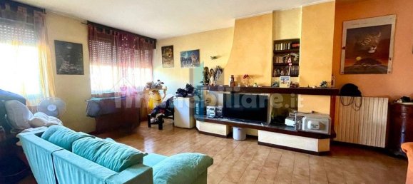 3 Schlafzimmer Haus in Brescia, Italy, Nr. 380355 4