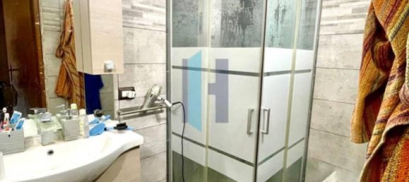 3 Schlafzimmer Haus in Brescia, Italy, Nr. 380355 17