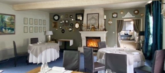 Gewerbliche Immobilie in Compiegne, France 200m², Nr. 272654 3