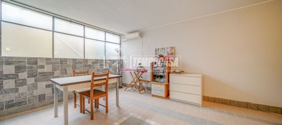 Apartamento de 2 dormitorios en Somma Lombardo, Italy No. 363548 17