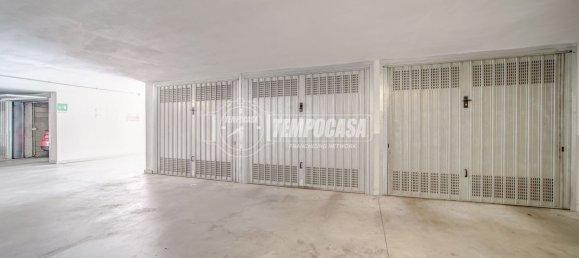 Apartamento de 2 dormitorios en Somma Lombardo, Italy No. 363548 27