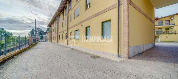 Apartamento de 2 dormitorios en Somma Lombardo, Italy No. 363548 30
