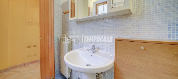 Apartamento de 2 dormitorios en Somma Lombardo, Italy No. 363548 15