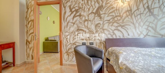 Apartamento de 2 dormitorios en Somma Lombardo, Italy No. 363548 10