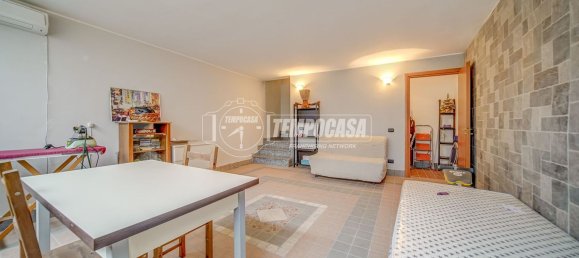 Apartamento de 2 dormitorios en Somma Lombardo, Italy No. 363548 18