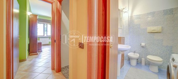 Apartamento de 2 dormitorios en Somma Lombardo, Italy No. 363548 24