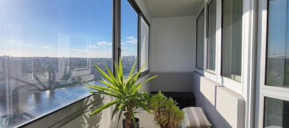 Apartamento de 3 dormitorios en Charenton-le-Pont, France No. 166695 5