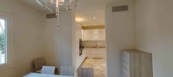 6 rooms Villa in Forte dei Marmi, Italy No. 198612 6