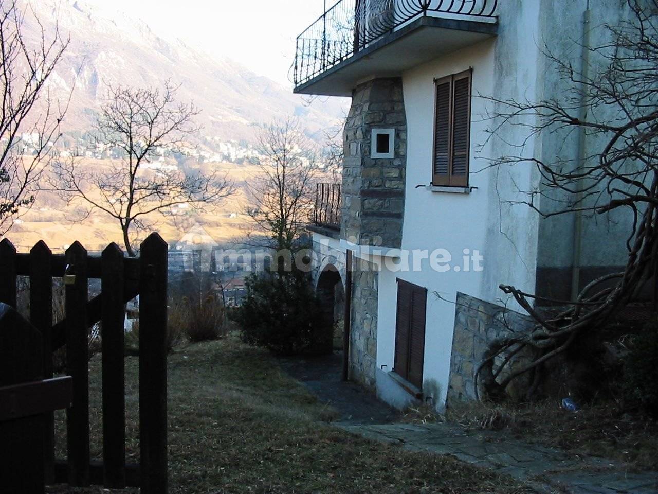 3 bedrooms House in Pasturo, Italy No. 295853