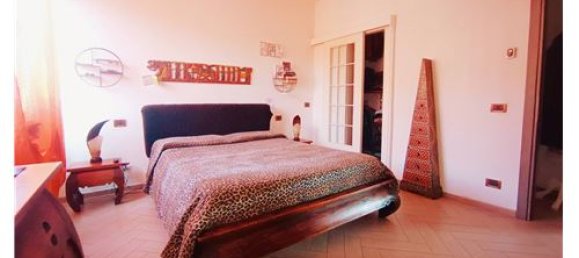 3 bedrooms Apartment in Livorno, Italy No. 304824 8