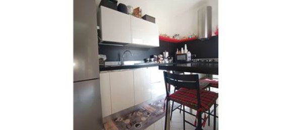 3 bedrooms Apartment in Livorno, Italy No. 304824 6