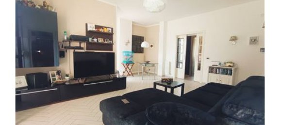 3 bedrooms Apartment in Livorno, Italy No. 304824 4