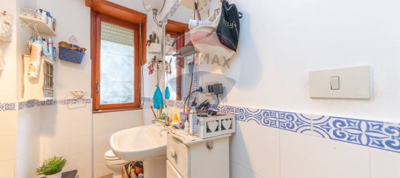 2-salle Appartement à Tivoli, Italy No. 275599 27