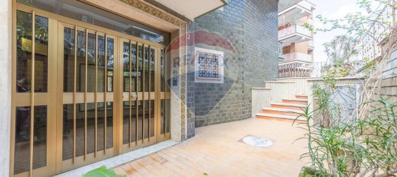 2-salle Appartement à Tivoli, Italy No. 275599 30