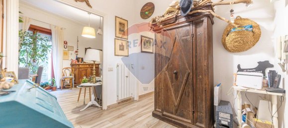 2-salle Appartement à Tivoli, Italy No. 275599 5