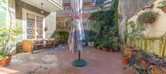 2-salle Appartement à Tivoli, Italy No. 275599 15