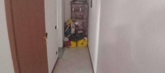 2-salle Appartement à Gerenzano, Italy No. 306648 14