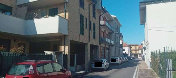 2-salle Appartement à Gerenzano, Italy No. 306648 3