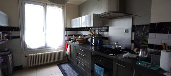 Дом с 3 спальнями в Ольне-су-Буа, Франция № 145628 3