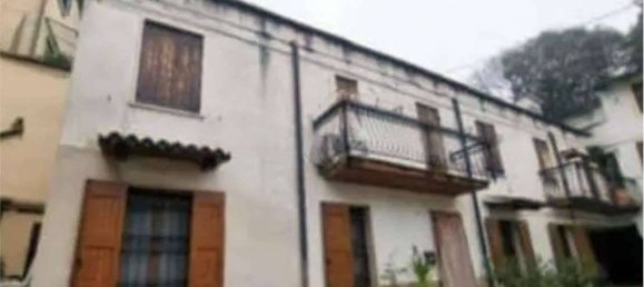 2 Schlafzimmer Haus in Verona, Italy, Nr. 370406 2